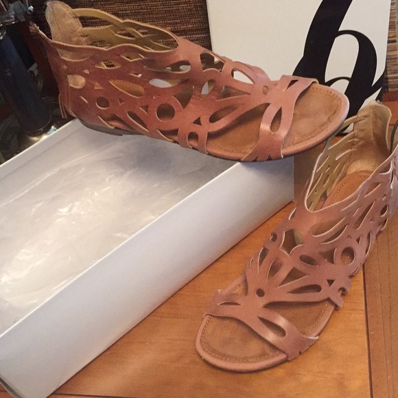 Cute summer sandals - Picture 1 of 3